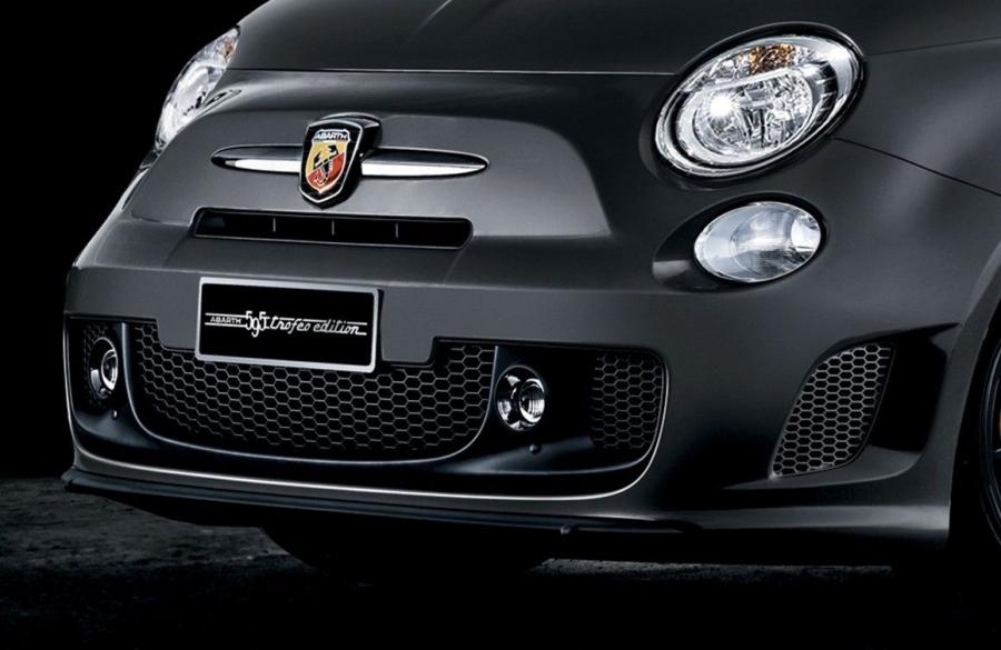 Детали экстерьера Abarth 595 Trofeo Edition 2015 года  (фото 4 из 4)